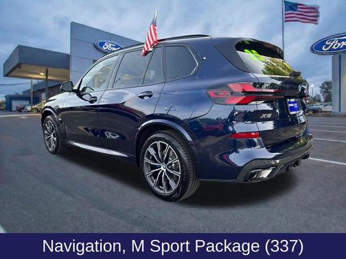 Tanzanite Blue II Metallic 2025 BMW X5 xDrive40i