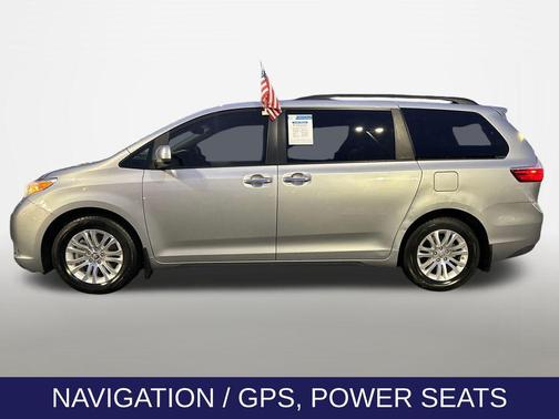 2017 Toyota Sienna XLE