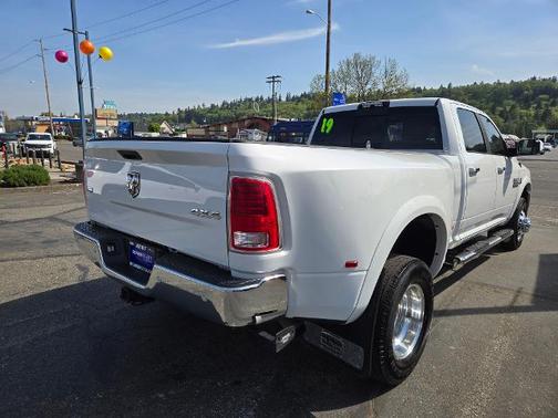 2018 RAM 3500 LARAMIE