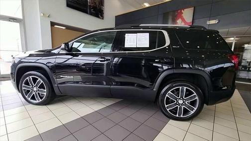 2023 GMC Acadia AWD SLT