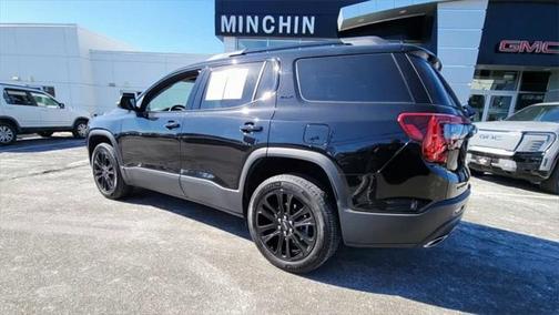 2022 GMC Acadia AWD SLT