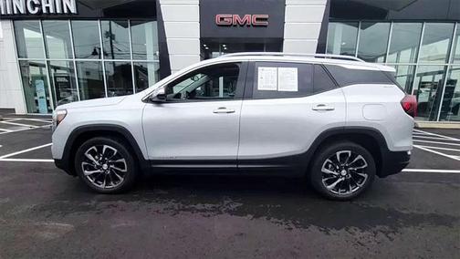 2022 GMC Terrain SLT