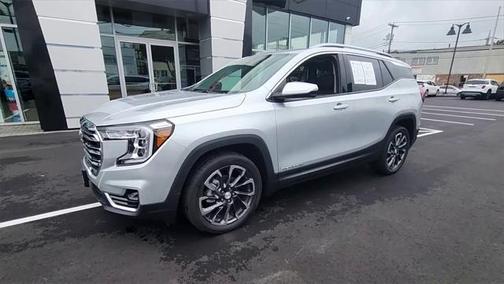 2022 GMC Terrain SLT