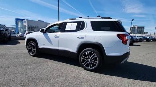 2022 GMC Acadia AWD SLT