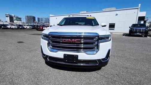 2022 GMC Acadia AWD SLT