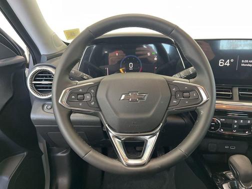 White 2025 Chevrolet Trax ACTIV