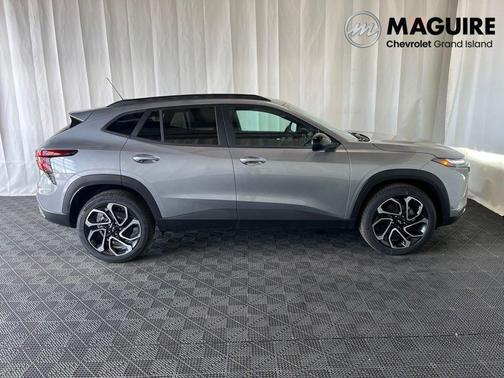 Gray 2026 Chevrolet Trax 2RS