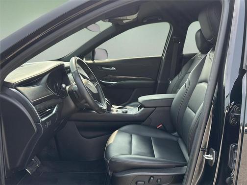 2022 Cadillac XT4 Sport