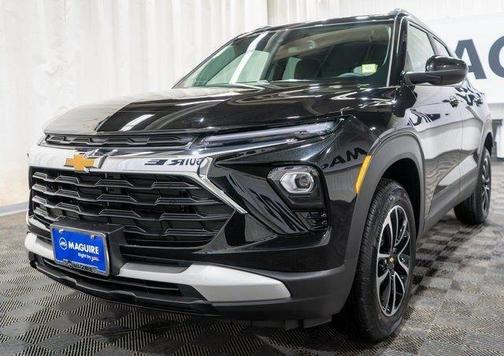 Black 2026 Chevrolet Trailblazer LT
