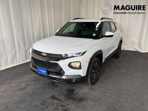 Summit White 2023 Chevrolet Trailblazer ACTIV