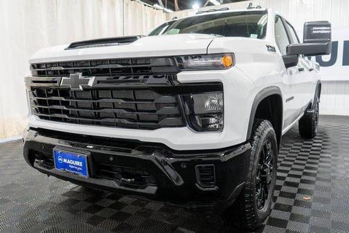 2026 Chevrolet Silverado 2500 Custom