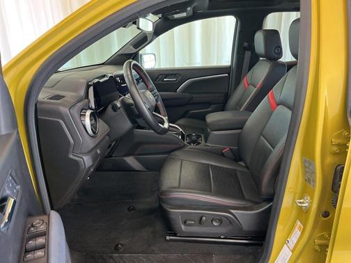 Yellow Metallic 2023 Chevrolet Colorado Z71