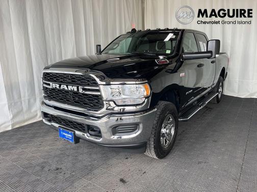 Diamond Black 2022 RAM 2500 Tradesman