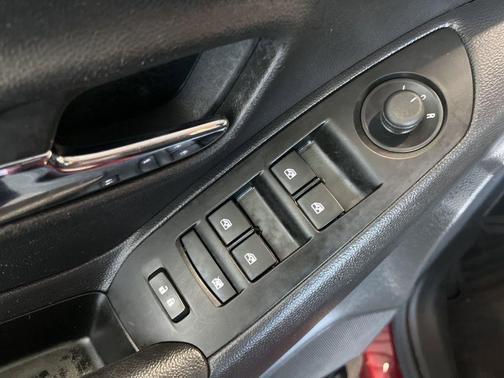 Crimson Metallic 2022 Chevrolet Trax LT