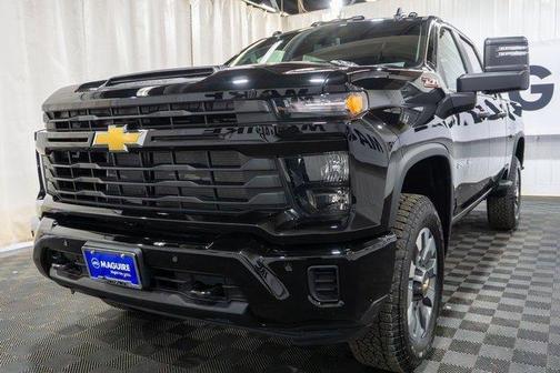 2025 Chevrolet Silverado 2500 Custom