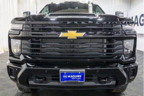 2025 Chevrolet Silverado 2500 Custom