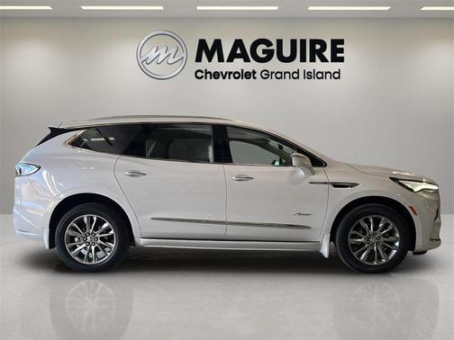 2023 Buick Enclave Avenir