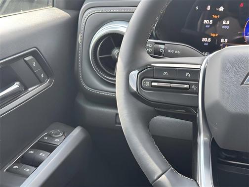 2025 Chevrolet Colorado LT