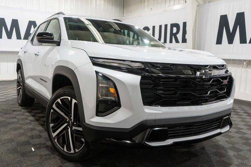 White 2026 Chevrolet Equinox RS