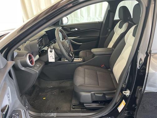 Black 2026 Chevrolet Trax 1RS