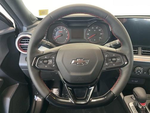 Black 2026 Chevrolet Trax 1RS
