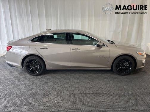 Mineral Gray Metallic 2023 Chevrolet Malibu LT