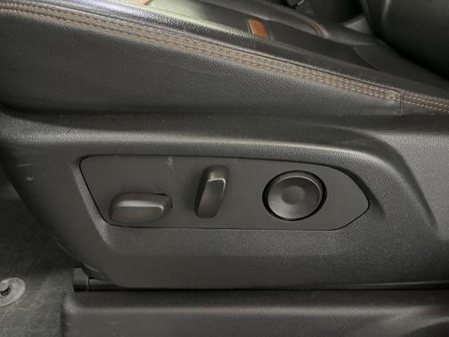 Titanium 2022 GMC Sierra 1500 AT4
