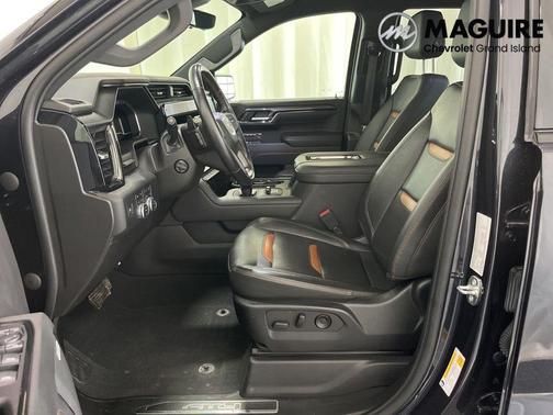 Titanium 2022 GMC Sierra 1500 AT4