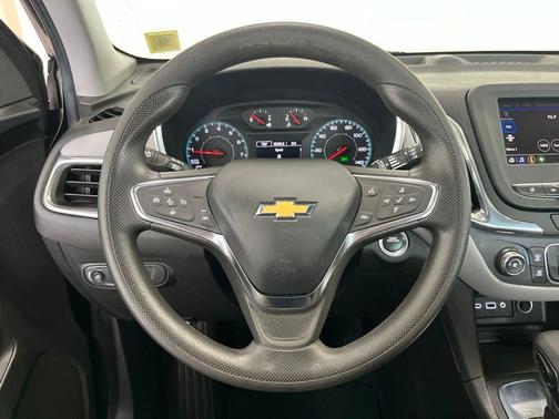 Mosaic Black Metallic 2023 Chevrolet Equinox LS