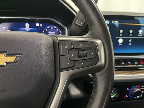Dark Ash Metallic 2022 Chevrolet Silverado 1500 LT