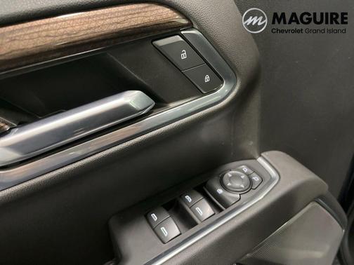 Dark Ash Metallic 2022 Chevrolet Silverado 1500 LT