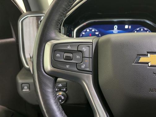 Dark Ash Metallic 2022 Chevrolet Silverado 1500 LT