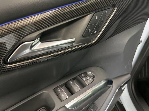 White 2026 Chevrolet Traverse High Country