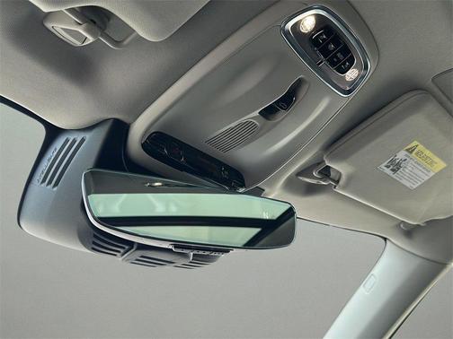 2021 Volvo XC90 T5 Momentum 7 Passenger