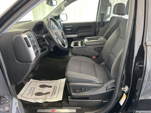 Black 2018 Chevrolet Silverado 1500 LT