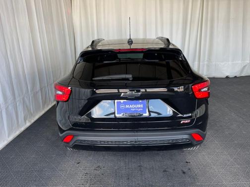 Mosaic Black Metallic 2024 Chevrolet Trax 2RS