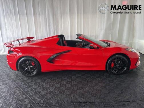 Torch Red 2022 Chevrolet Corvette Stingray w/2LT