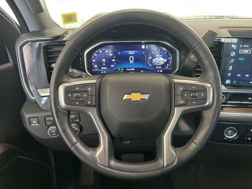 Summit White 2023 Chevrolet Silverado 1500 LT