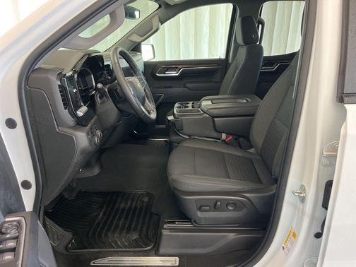 Summit White 2023 Chevrolet Silverado 1500 LT