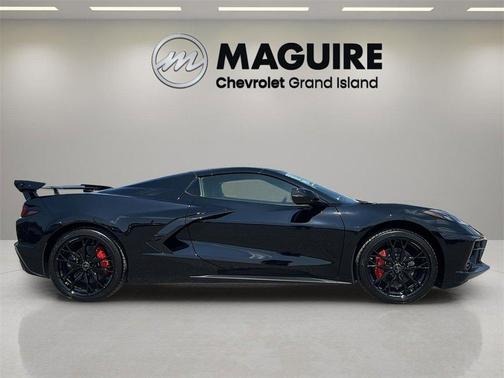 2025 Chevrolet Corvette Stingray w/2LT
