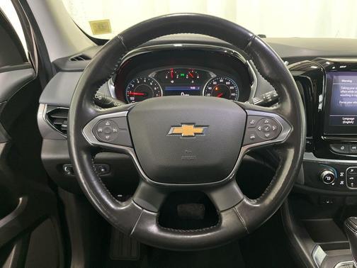 Satin Steel Metallic 2020 Chevrolet Traverse LT Cloth