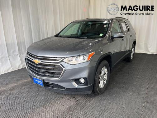 Satin Steel Metallic 2020 Chevrolet Traverse LT Cloth