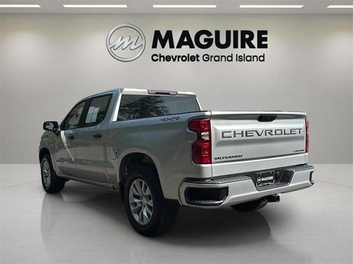 2022 Chevrolet Silverado 1500 Custom