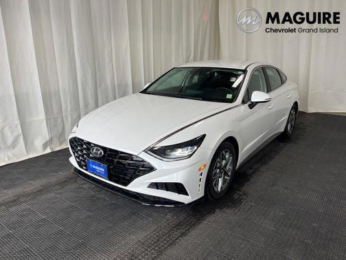 2022 Hyundai SONATA SEL