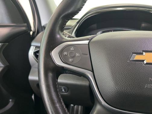 Satin Steel Metallic 2021 Chevrolet Traverse LT Cloth