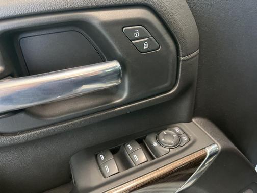 Summit White 2023 Chevrolet Silverado 3500 LT