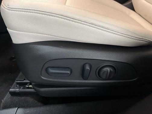 Summit White 2023 Buick Encore GX Select