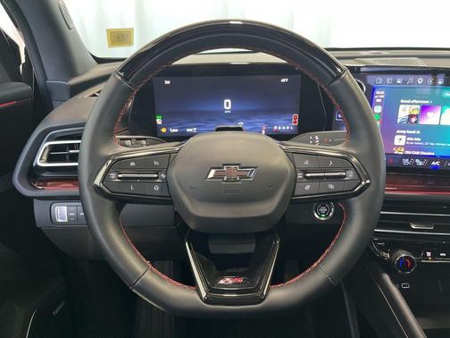 Mosaic Black Metallic 2025 Chevrolet Traverse RS