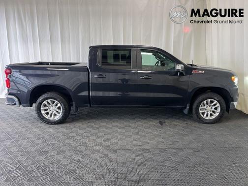 Dark Ash Metallic 2023 Chevrolet Silverado 1500 LT