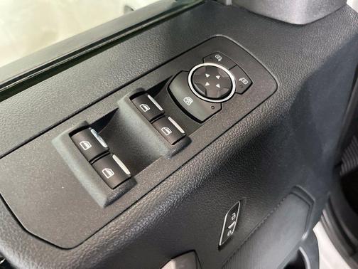 Oxford White 2018 Ford F-150 XLT
